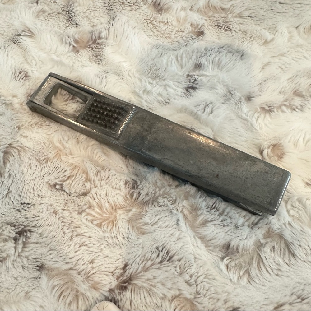 Vintage Brevettato Italian Metal Aluminum Garlic Press 7.5” long